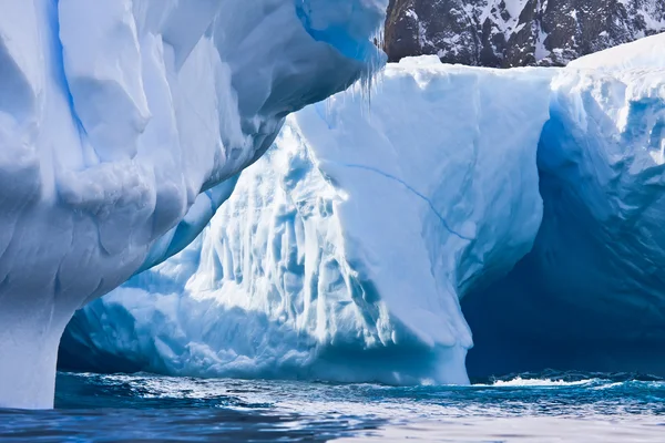 南極の氷山 ストック画像