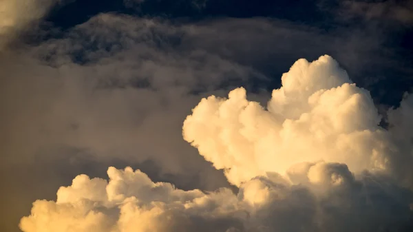 劇的な cloudscape — ストック写真
