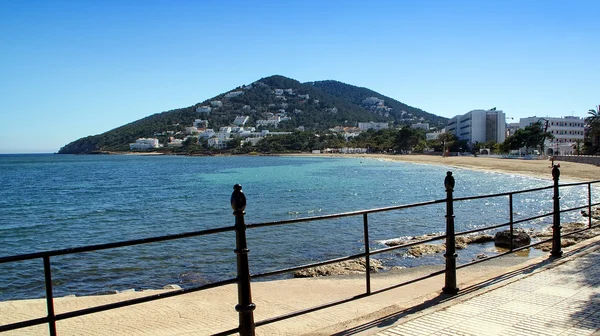 Widoki z Ibizy, śródziemnomorskiej wyspie w Hiszpanii — Zdjęcie stockowe