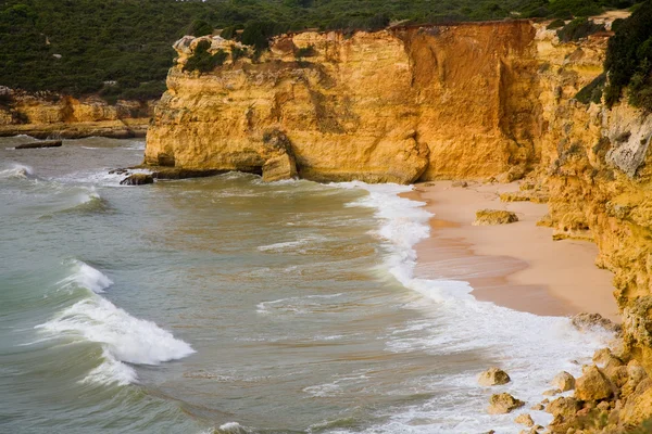 葡萄牙南部的阿尔加威 小海滩 — 图库照片