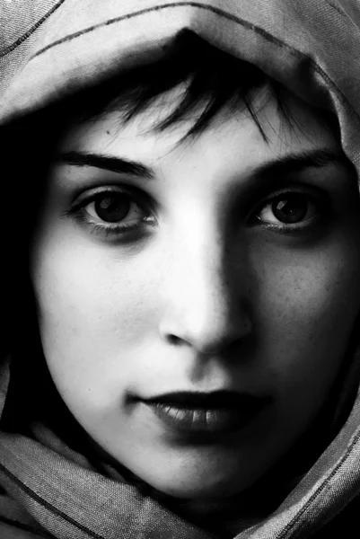 Mujer Joven Cerca Retrato Imagen Estudio — Foto de Stock