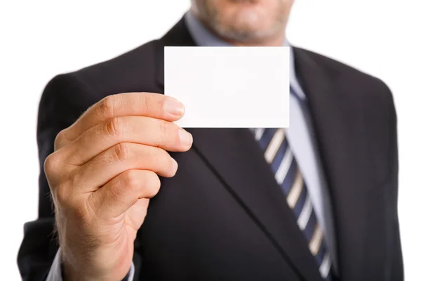 Hand Des Geschäftsmannes Bietet Visitenkarte Auf Weißem Hintergrund — Stockfoto