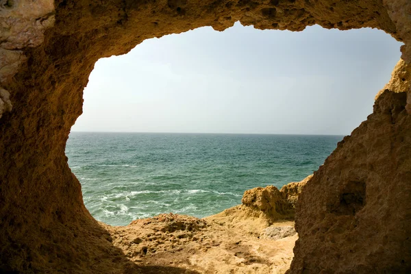 Jaskinia Wybrzeżu Algarve Południowa Portugalia — Zdjęcie stockowe
