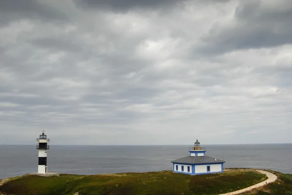 スペインの北の海岸で小さい灯台 — ストック写真