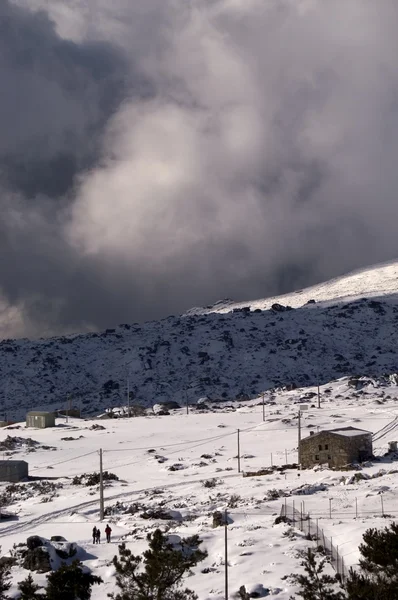 Estrela Berg Met Sneeuw Wintertijd — Stockfoto