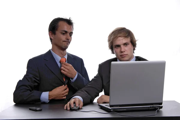 Två Unga Företag Man Arbetar Med Laptop — Stockfoto
