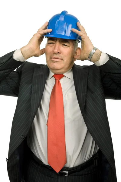 蓝色帽子 白色上孤立担心的工程师 — 图库照片