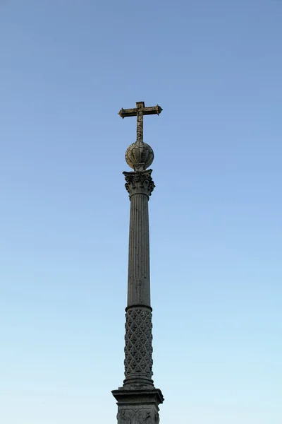 Ancient Tall Portuguese Cross Sky — Stock Photo, Image