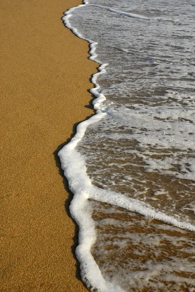 Kum Plaj Beyaz Dalga — Stok fotoğraf