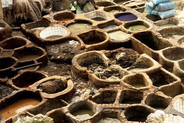 Αρχαία Παραδοσιακή Βυρσοδεψία Δέρματος Στο Φεζ Μαρόκο — Φωτογραφία Αρχείου