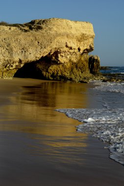 Güney Portekiz Algarve doğal plaj