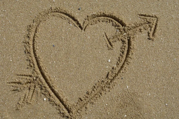 Μήνυμα Αγάπης Μια Ισοπαλία Καρδιά Στην Άμμο — Φωτογραφία Αρχείου
