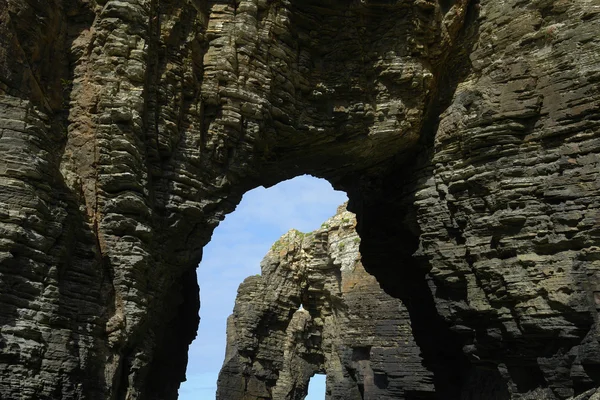 北部的海岸西班牙岩石峭壁 — 图库照片