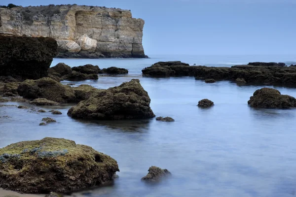 Güney Portekiz Şafakta Kumsalda — Stok fotoğraf