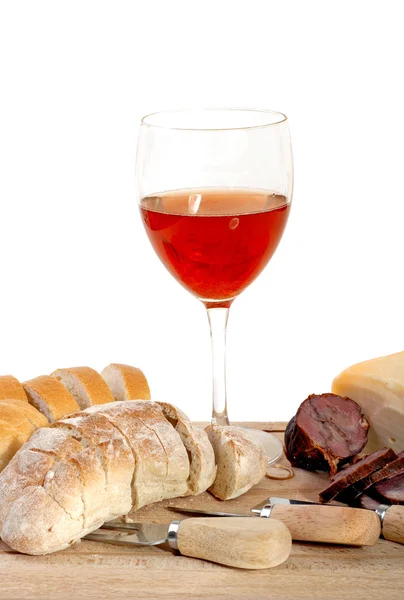 Набор Еды Красным Вином Изолированным Белом — стоковое фото