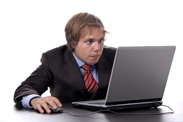 Jovem Homem Ativo Trabalhando Com Laptop — Fotografia de Stock