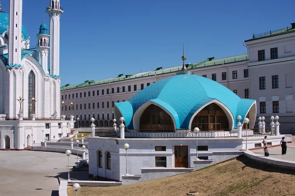 Building of mosque in Kremlin in city Kasan — Stock Photo, Image