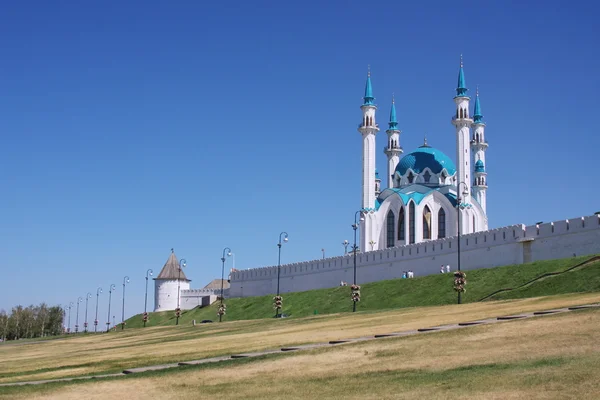 Bouw van de moskee in kremlin in stad kasan — Stockfoto