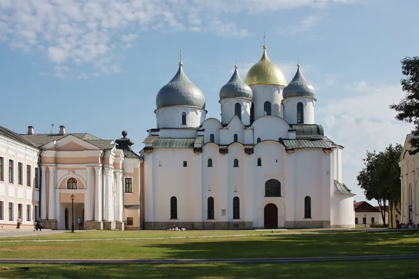 Vackra katedralen staden veliky novgorod — Stockfoto