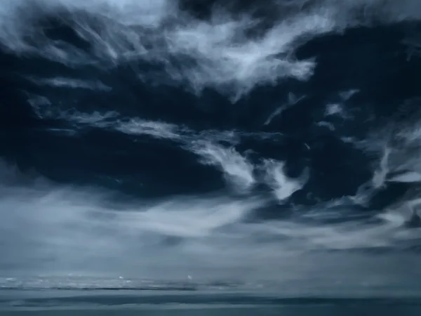 Stormachtige lucht — Stockfoto