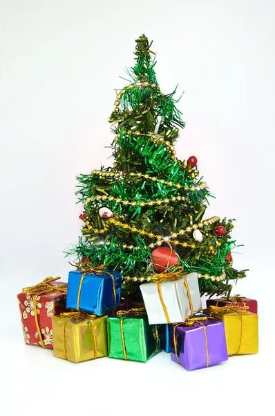 Χριστουγεννιάτικο δέντρο και δυσαρέσκεια — Φωτογραφία Αρχείου