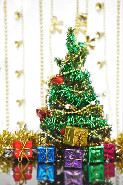 Χριστουγεννιάτικο δέντρο και δυσαρέσκεια — Φωτογραφία Αρχείου