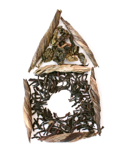 Drie types van thee in de vorm van huis — Stockfoto