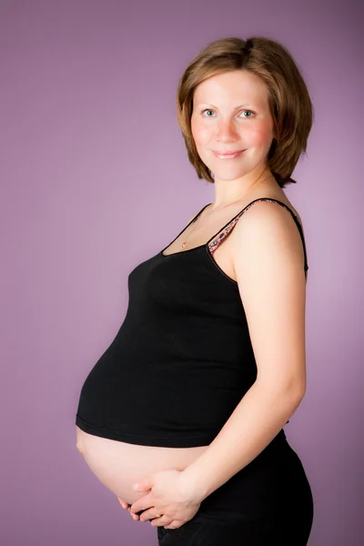 Güzel hamile kadın. — Stok fotoğraf