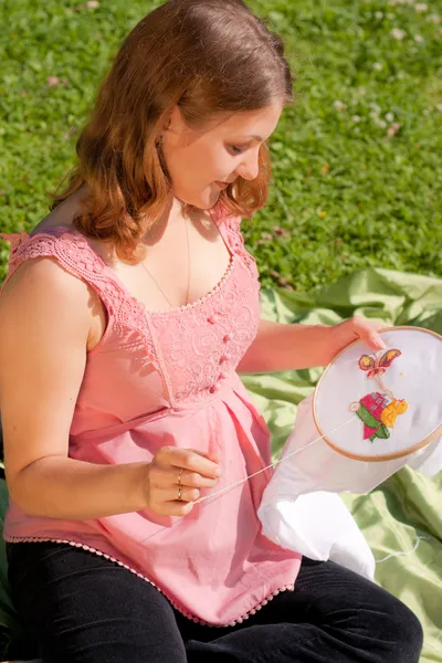 Charming Pregnant Woman Expectant Child Nature — Stock Photo, Image