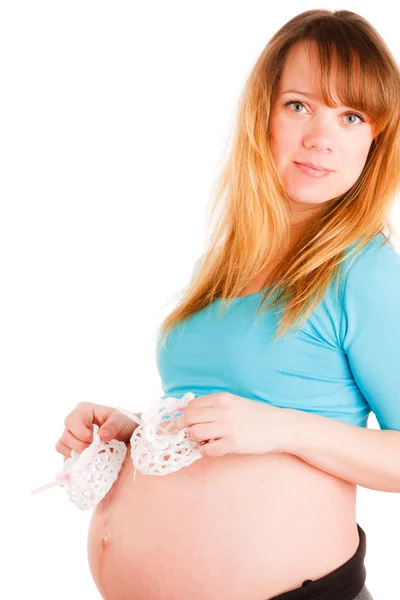 Krásná Těhotná Žena Polo Dětské Holínky Bílém Pozadí — Stock fotografie