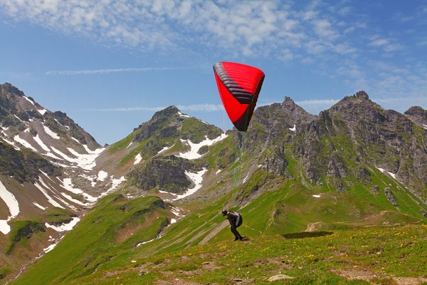 stock image Paragliding in swiss alps near Pizol, Switzerland