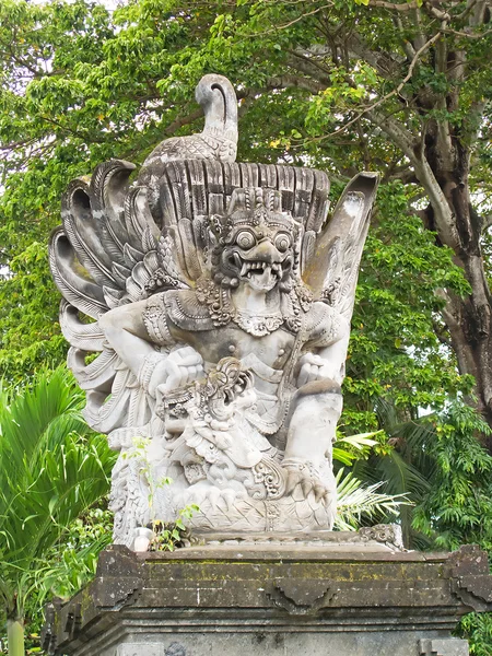 Traditionell balinesisk skulptur — Stockfoto