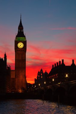 Londra. Big ben Saat Kulesi.