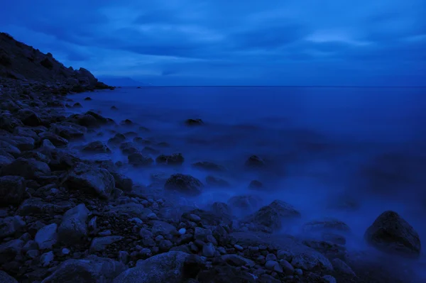 O mar da noite — Fotografia de Stock