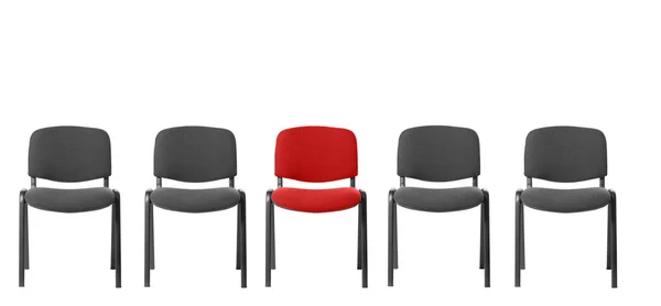 Уникальный красный стул — стоковое фото