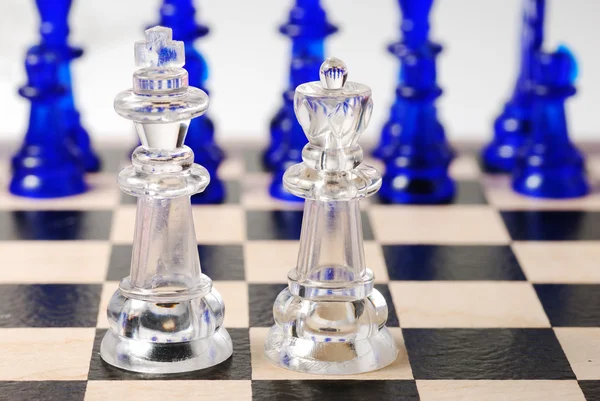 Rey y reina de ajedrez — Foto de Stock