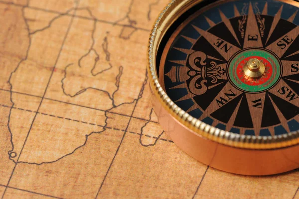 Old compass and map — Stock Photo, Image