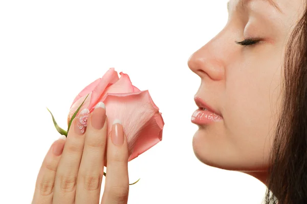 Жінка з трояндою крупним планом — стокове фото
