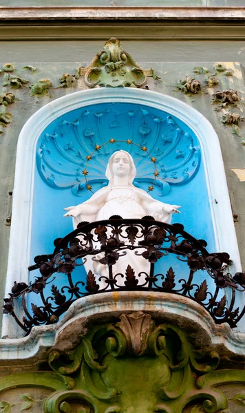 纪念碑的瓜达卢佩圣母 — 图库照片