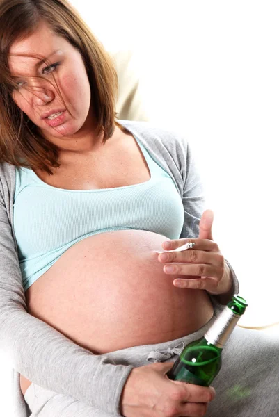 Dronken en roken zwangere vrouwen — Stockfoto