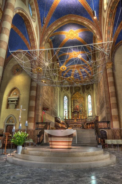Svisle Orientovaný Obraz Katedrála San Lorenzo Alba Itálie — Stock fotografie
