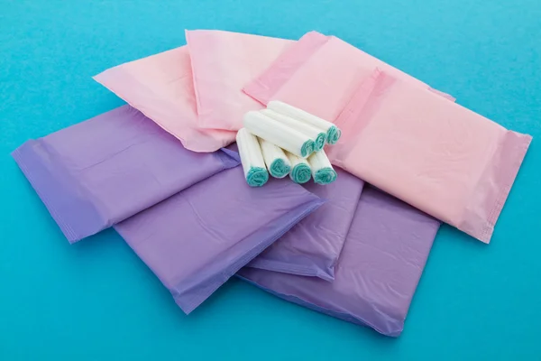 卫生巾和卫生棉条 — 图库照片