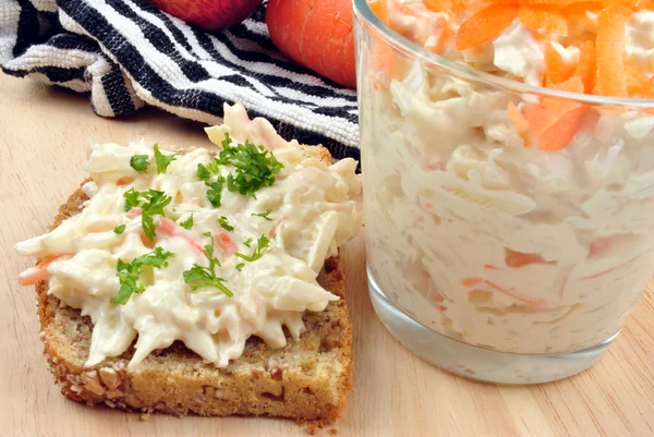Fresh home made coleslaw on some bread — Stock Photo, Image