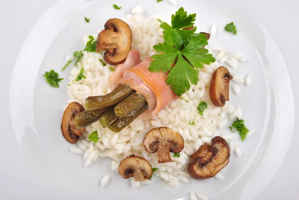 Organic risotto rice with bean and mushroom — Stock Photo, Image