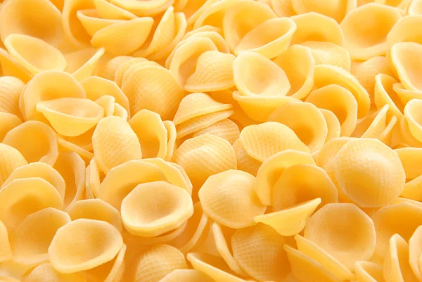 Hausgemachte Nudeln in einer italienischen Küche — Stockfoto