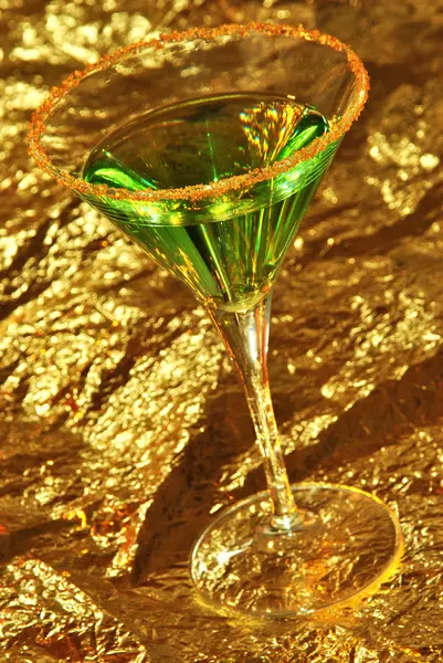 Cocktail Joitakin Orgaanisia Sokeria Koristeena — kuvapankkivalokuva
