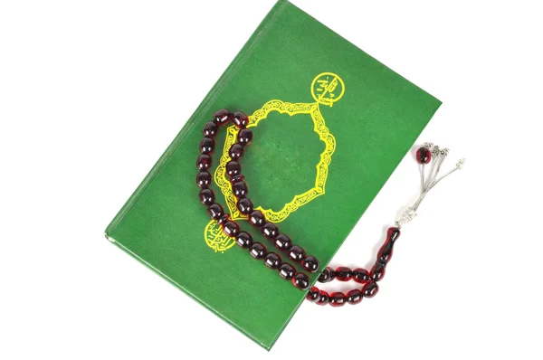 Muslim rosary beads and Quran — Stock Photo, Image