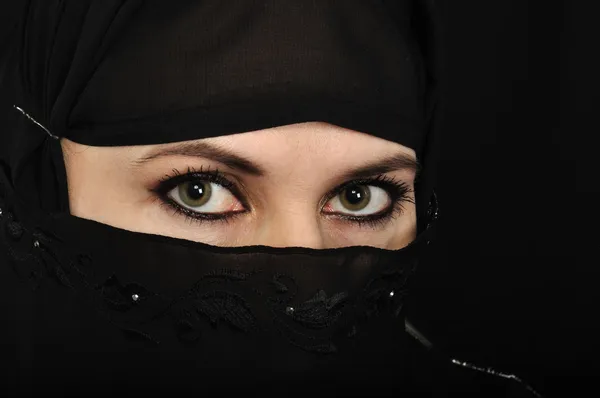 Photo Rapprochée Une Femme Musulmane Portant Voile — Photo