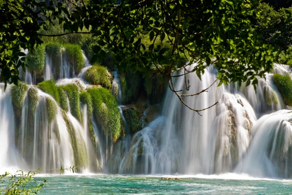 Waterval in het nationale park krka in Kroatië Rechtenvrije Stockfoto's
