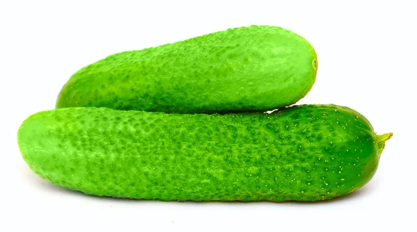 Pepino verde aislado sobre fondo blanco — Foto de Stock